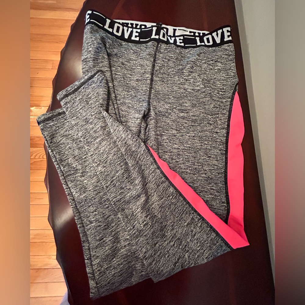 Women’s Gray and Pink Love Print Leggings from Infinite